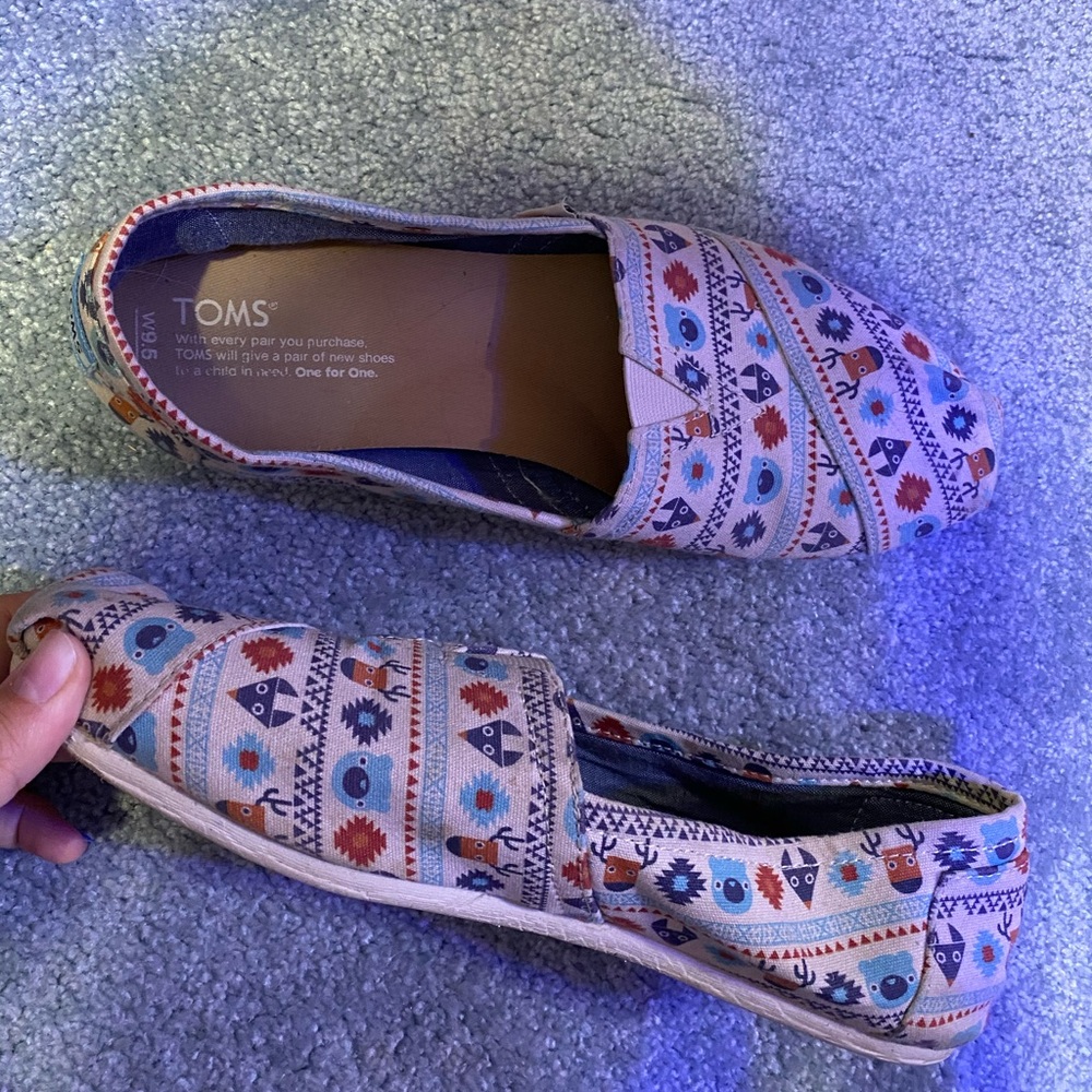 TOMS flats